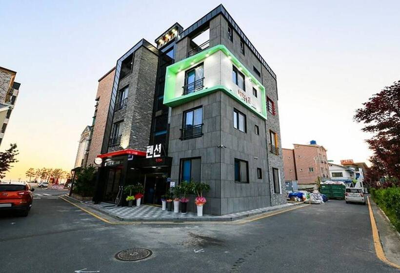 Boryeong Snail Pension