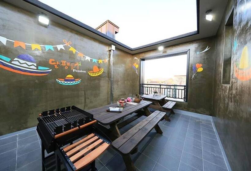 Boryeong Snail Pension