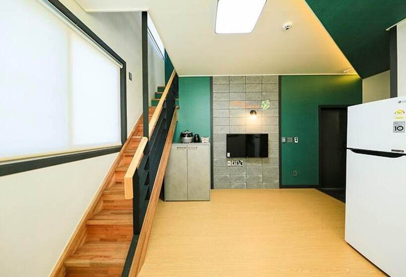 Boryeong Snail Pension