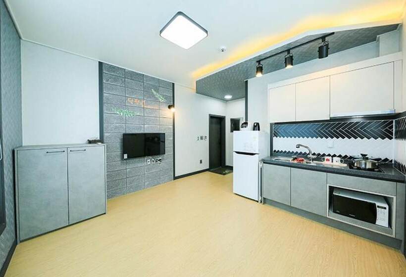 Boryeong Snail Pension