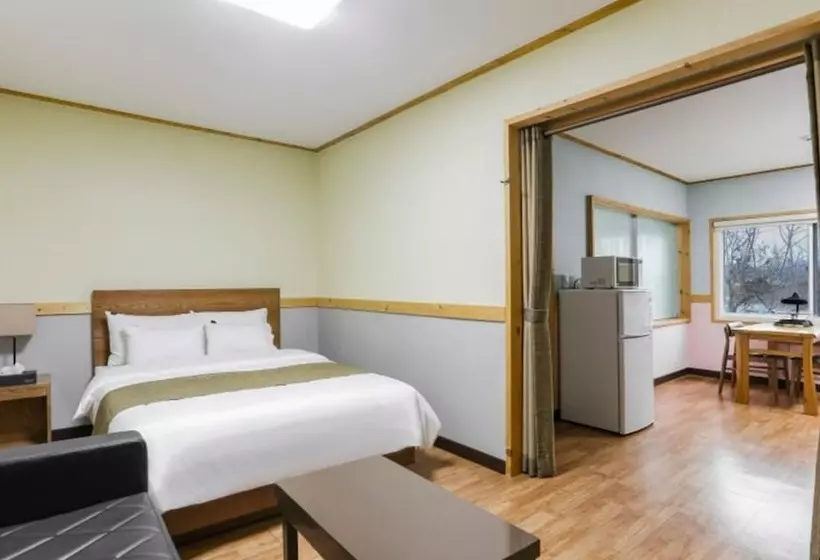 Chuncheon El Dorado Pension