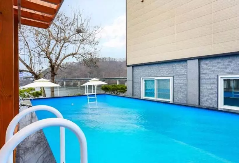 Chuncheon El Dorado Pension