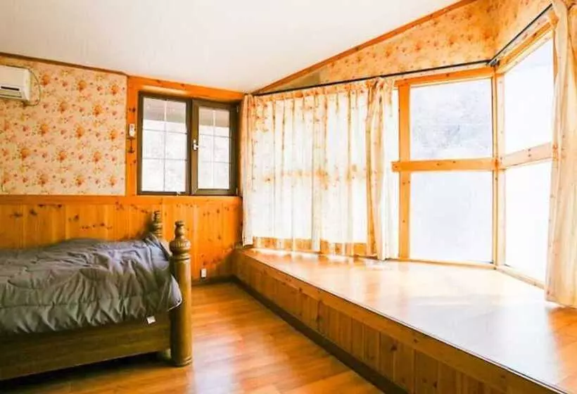 Muju Clouds Pension