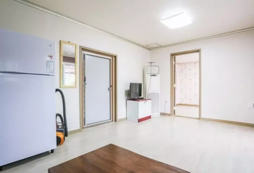 Danyang Blue Pension