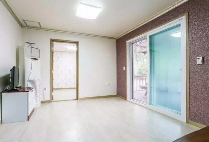 Danyang Blue Pension