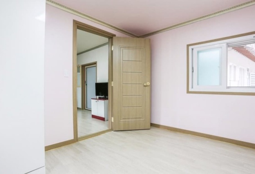 Danyang Blue Pension