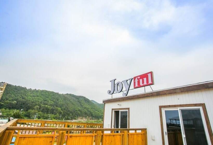 Gangneung Jeongdongjin Joyful Pension