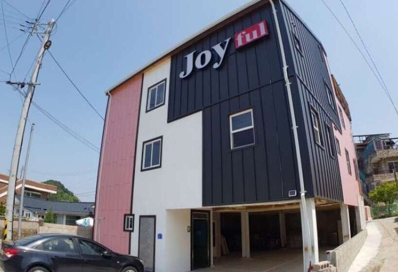 Gangneung Jeongdongjin Joyful Pension