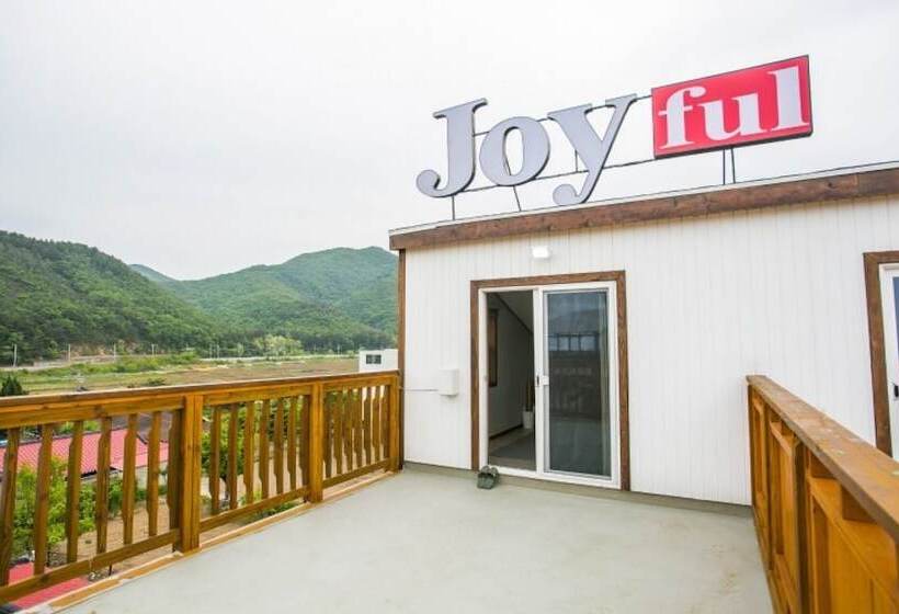 Gangneung Jeongdongjin Joyful Pension