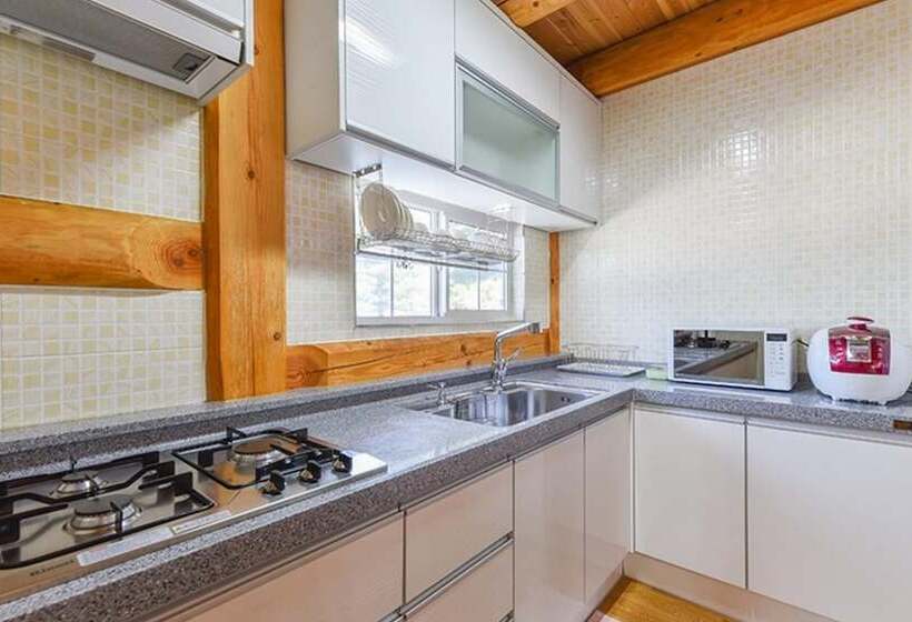 Gangneung Nuri Maru Pension