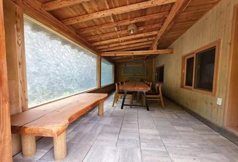 Gapyeong Dumesangol Pension