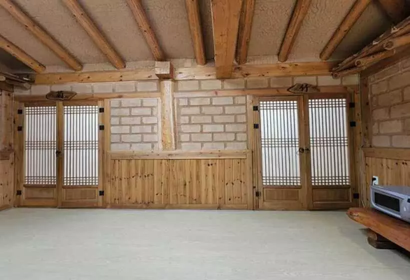 Gapyeong Dumesangol Pension