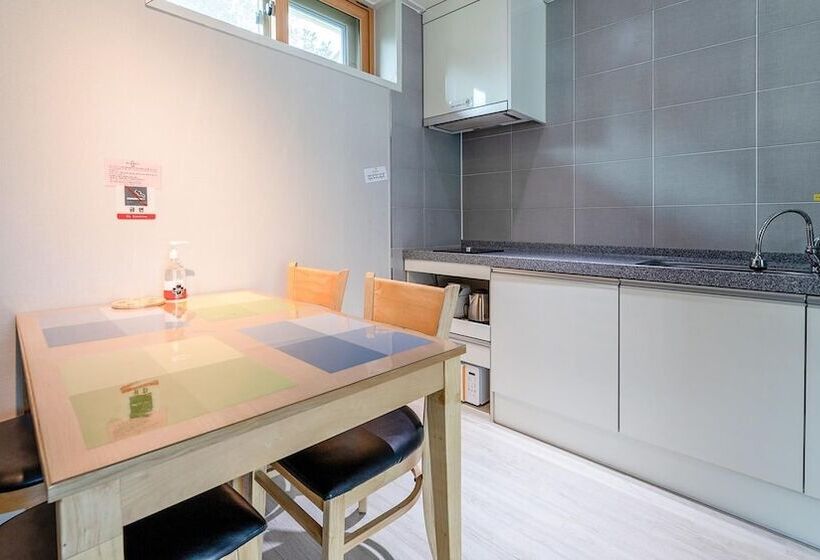 Goseong Sea&star Pension