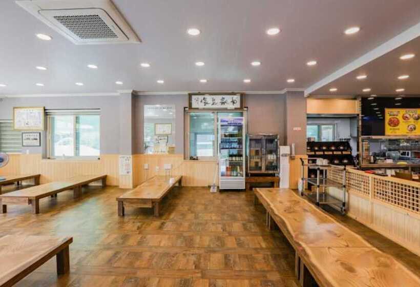 Gurye Gohyangsanjang Pension