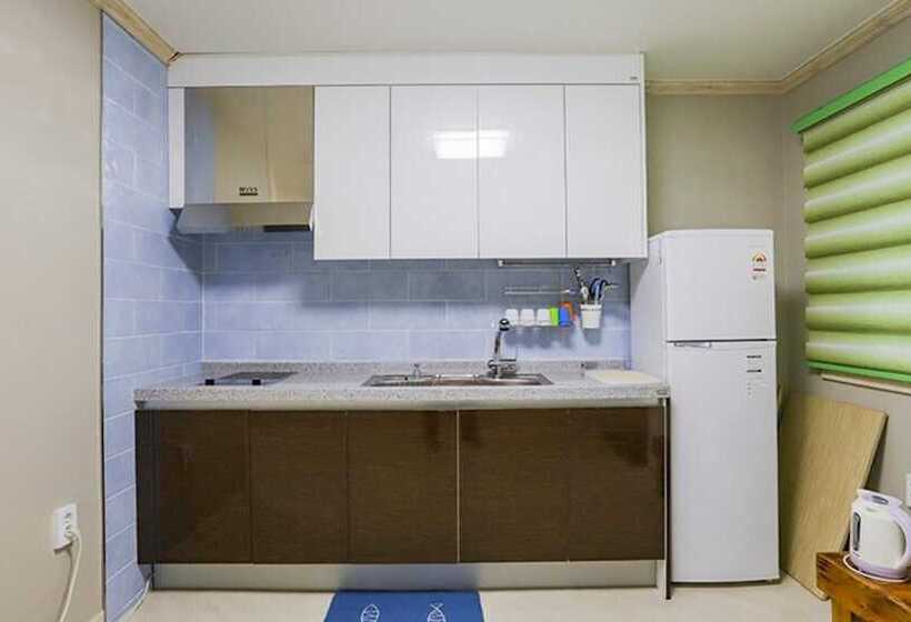 Gurye Gohyangsanjang Pension