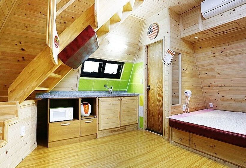 Gyeongju Pyramid Pension