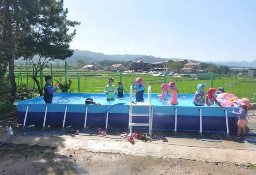 Gyeongju Solbaramgil Pension