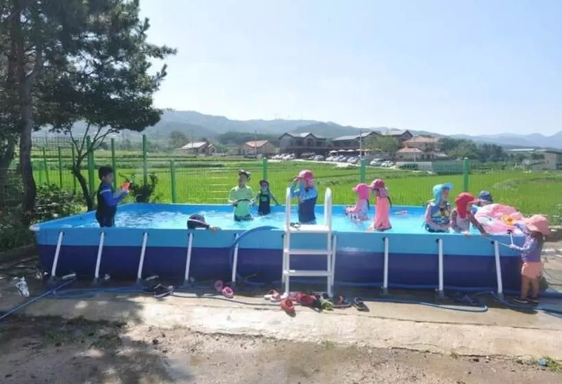 Gyeongju Solbaramgil Pension