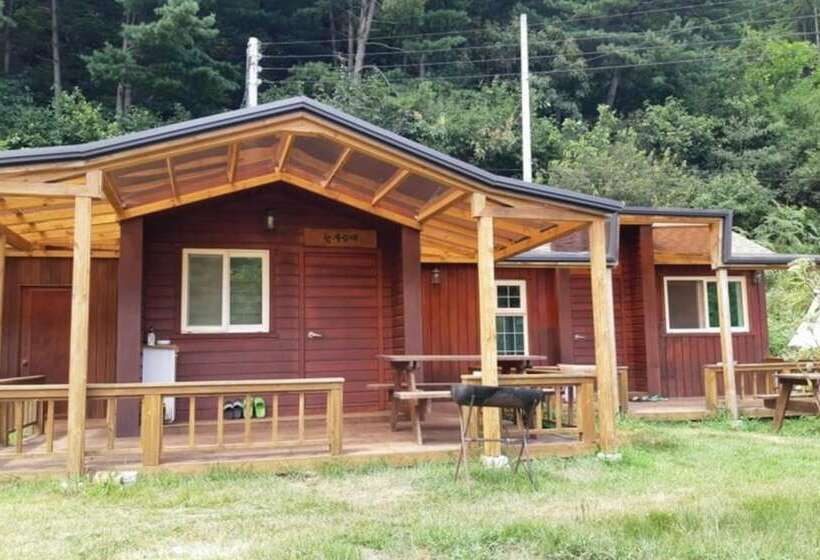 Hwacheon Bongori Tongnamujip Pension