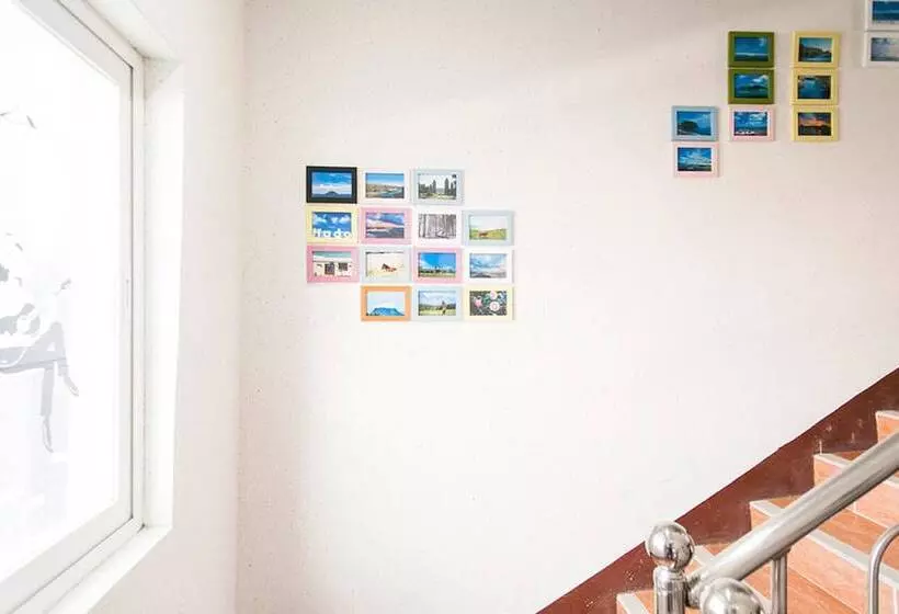 Jeju Gogung Pensiontype Guest House