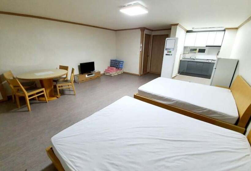 Muju Iso Condo Pension