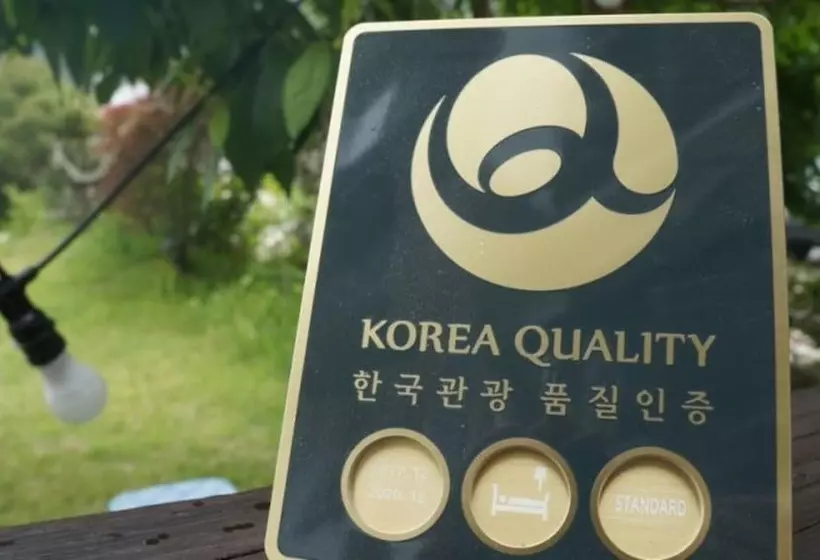 Muju Seolguk Pension