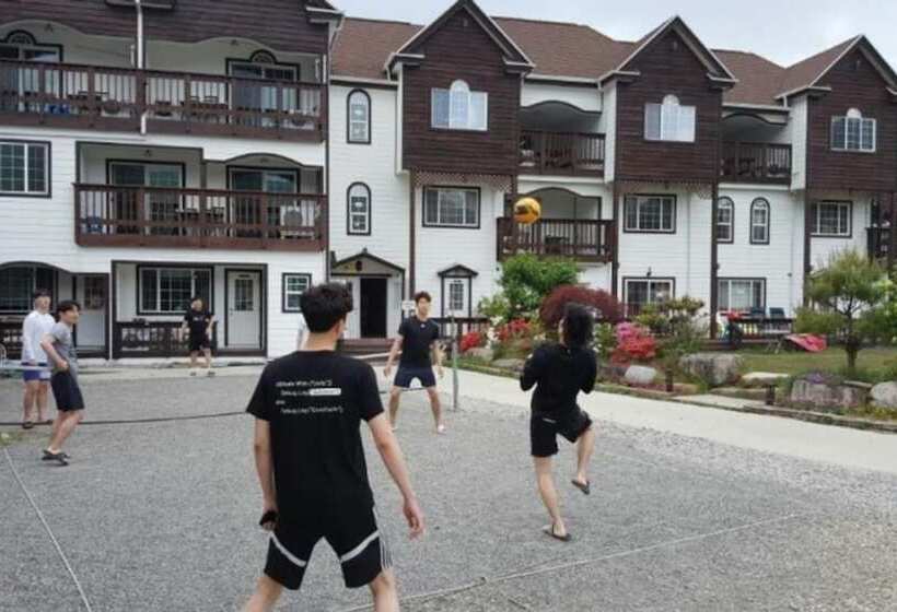 Muju Seolguk Pension