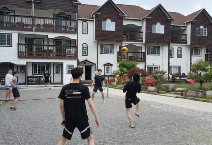 Muju Seolguk Pension