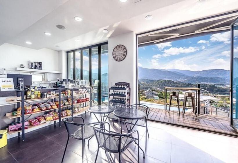 פנסיון Gapyeong Bobo Pool Villa