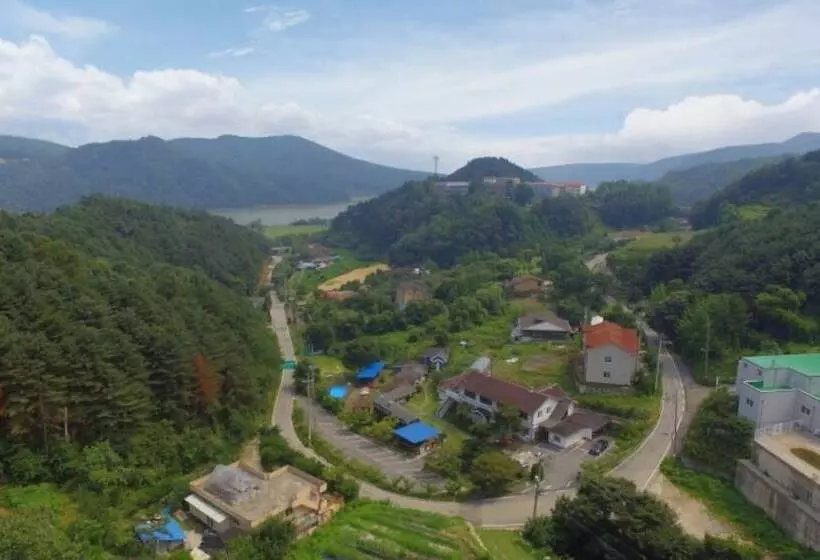ペンション Gapyeong Haengbogi Meomuneunjip House