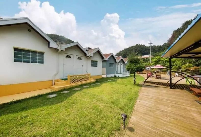 ペンション Gapyeong Haengbogi Meomuneunjip House
