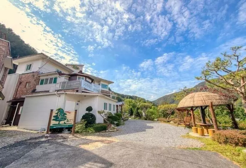 ペンション Gapyeong Pogny Kids Poolvilla