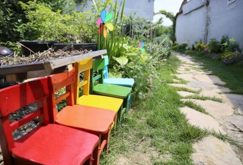 Pension Gyeongju Sopunggil Hanok Stay