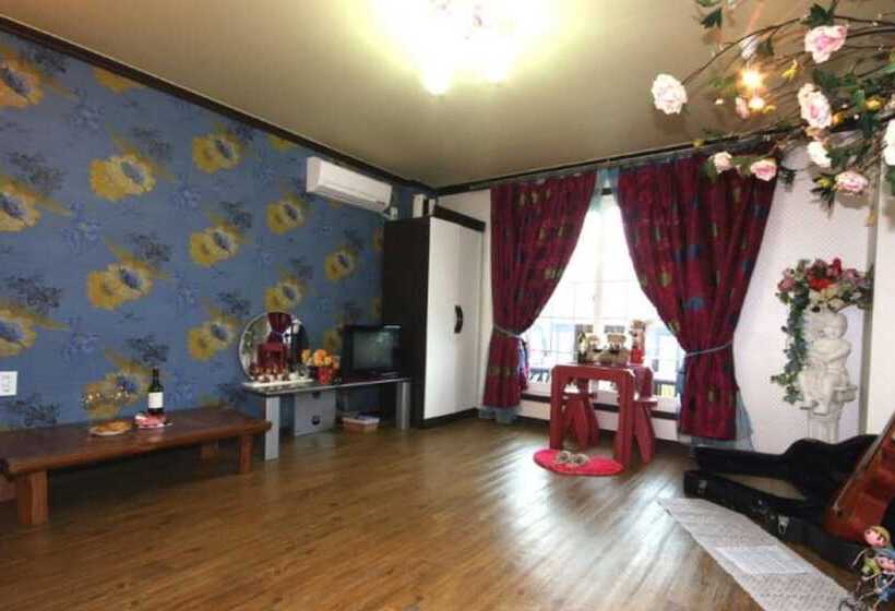 بنسيون Hongcheon Kkantte Pansion