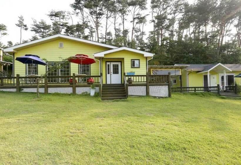 Taean Secret Garden Pension