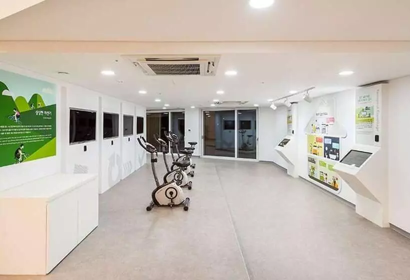 Majatalo Yongwol Eco Village Youth Hostel