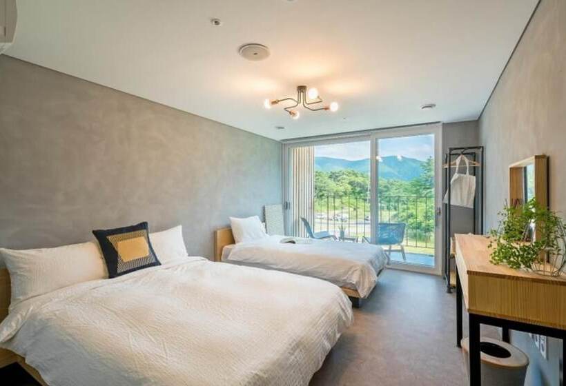 Pension (Hôtel basse catégorie) Yongwol Eco Village Youth Hostel