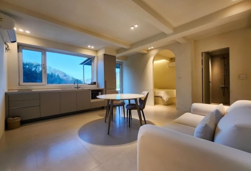 Pocheon Joey Tomato Pension