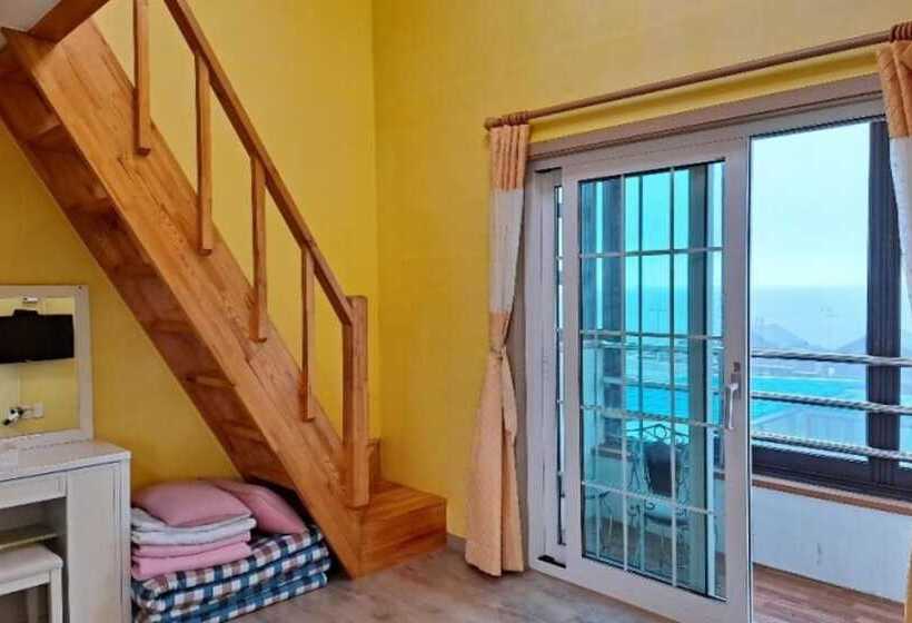 Pohang Full House Pension