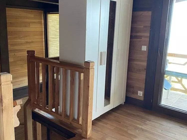 Residenssi Cedar 1 Bed House With Stunning Views