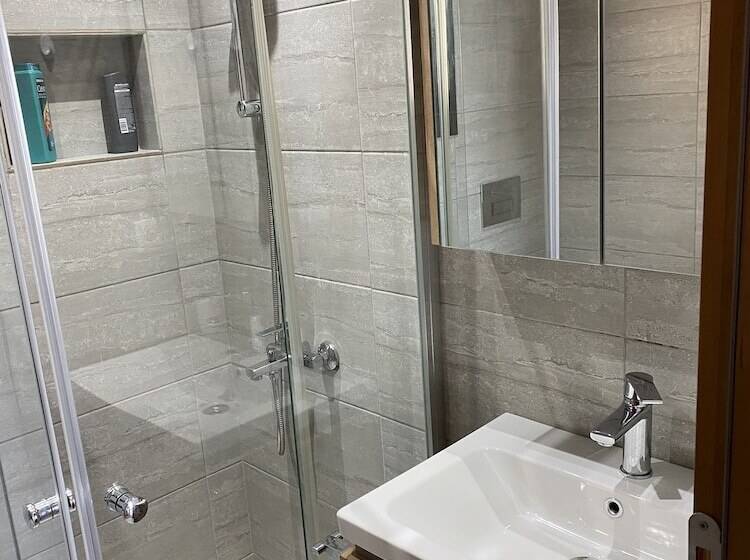 Резиденция Cedar 1 Bed House With Stunning Views