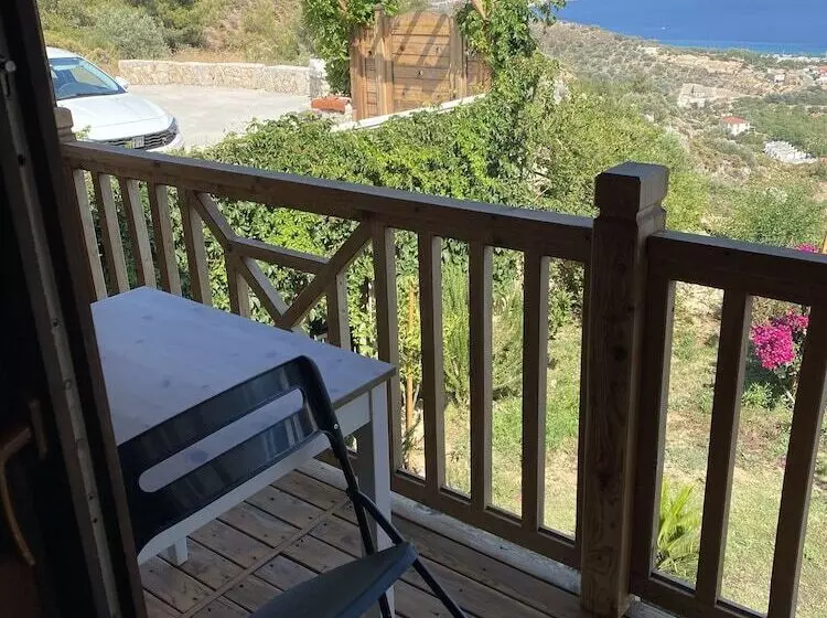 Residenssi Cedar 1 Bed House With Stunning Views