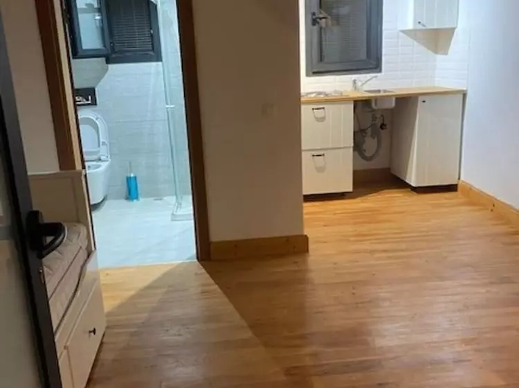 Residenssi Cedar 1 Bed House With Stunning Views