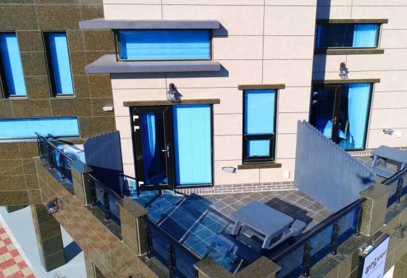 Gangneung Lulu Pension