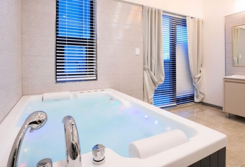 Gangneung Lulu Pension