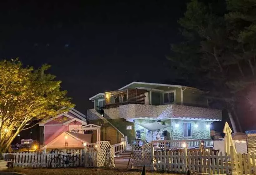 Taean Baramhyanggi Pension