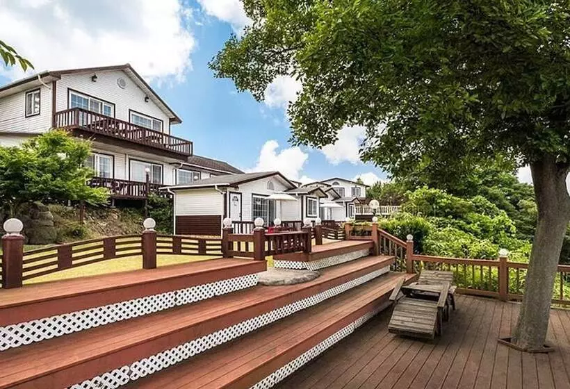 Taean Capella Pension