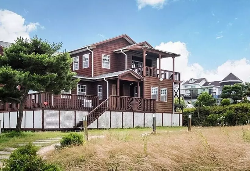 Taean Capella Pension
