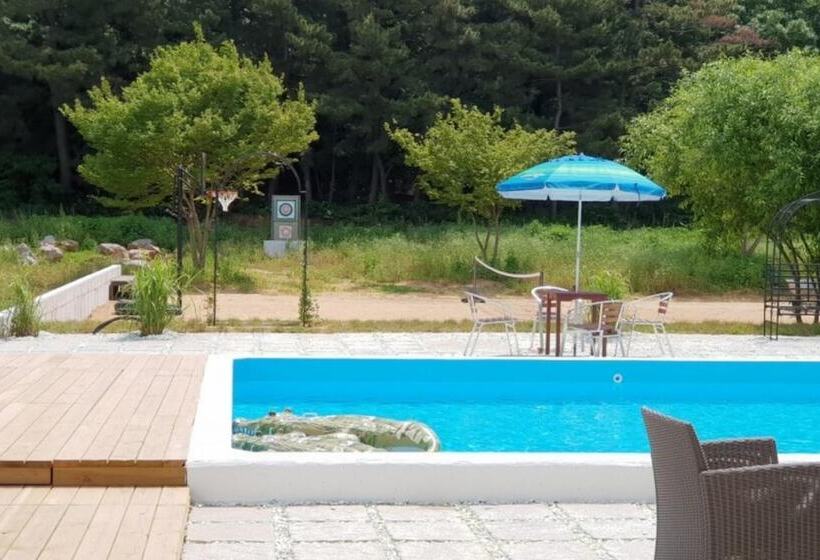 Taean Gajangjari Pension