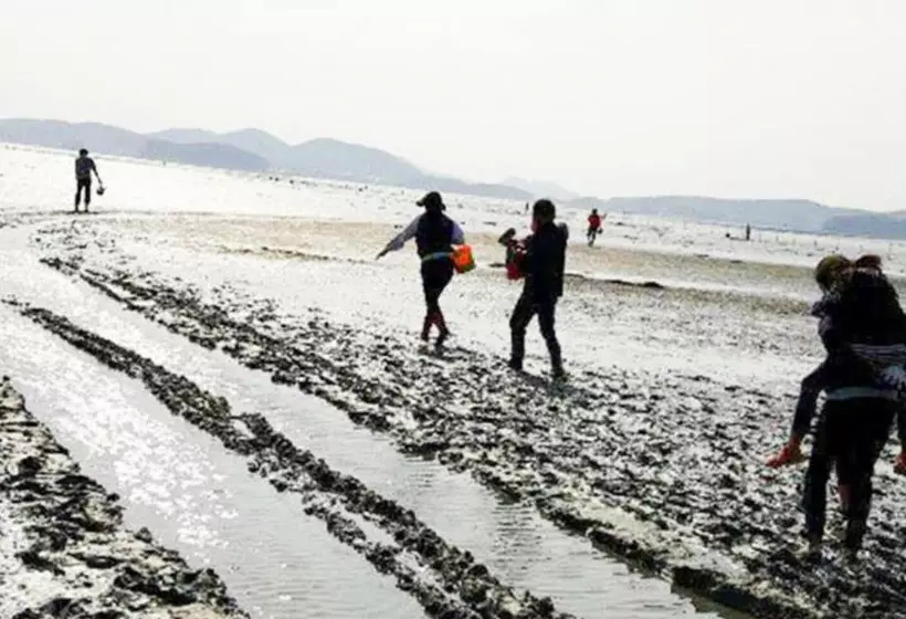 Taean  Gold House Pension